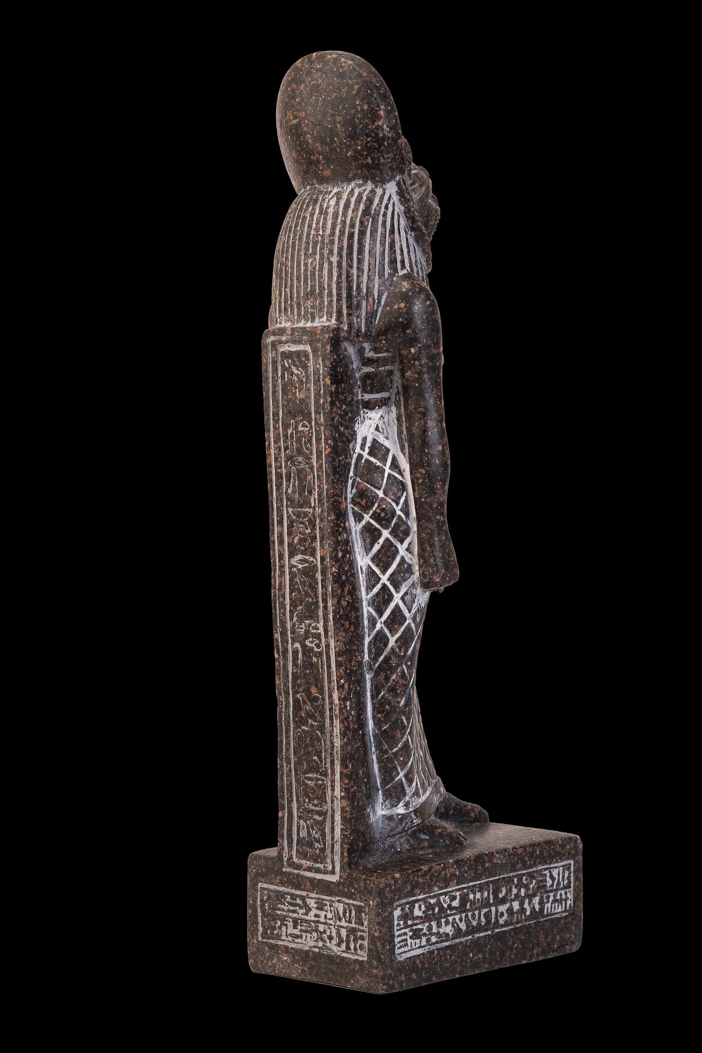Ancient Egyptian statue of Pharaoh Sekhmet , whose Lioness head with a woman's body has the eye of the sun