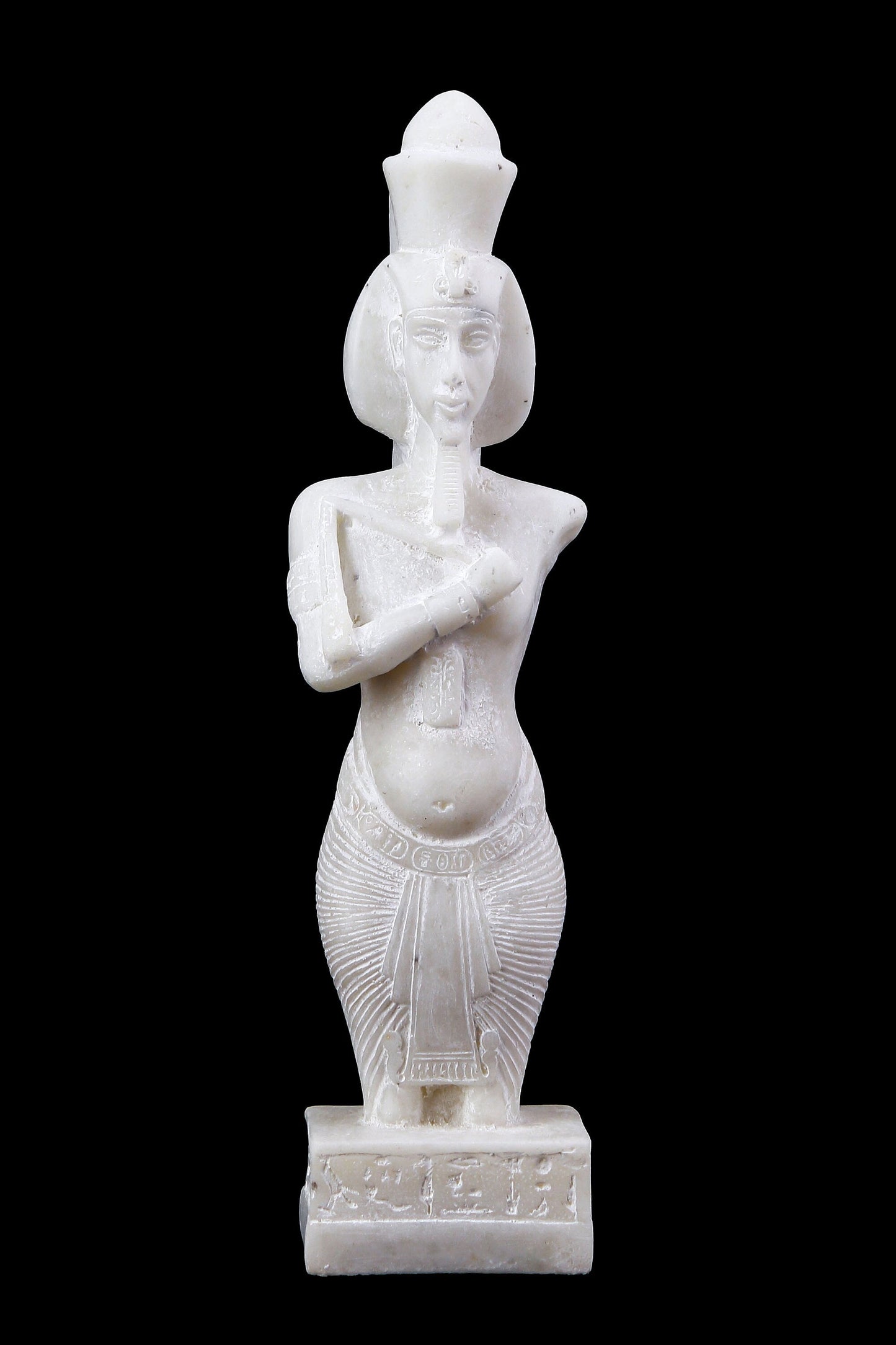 Ancient Egyptian statue of king Akhenaten (Amenhotep IV) (about 1351-1334 BC) King of the 18th dynasty - Made in Egypt