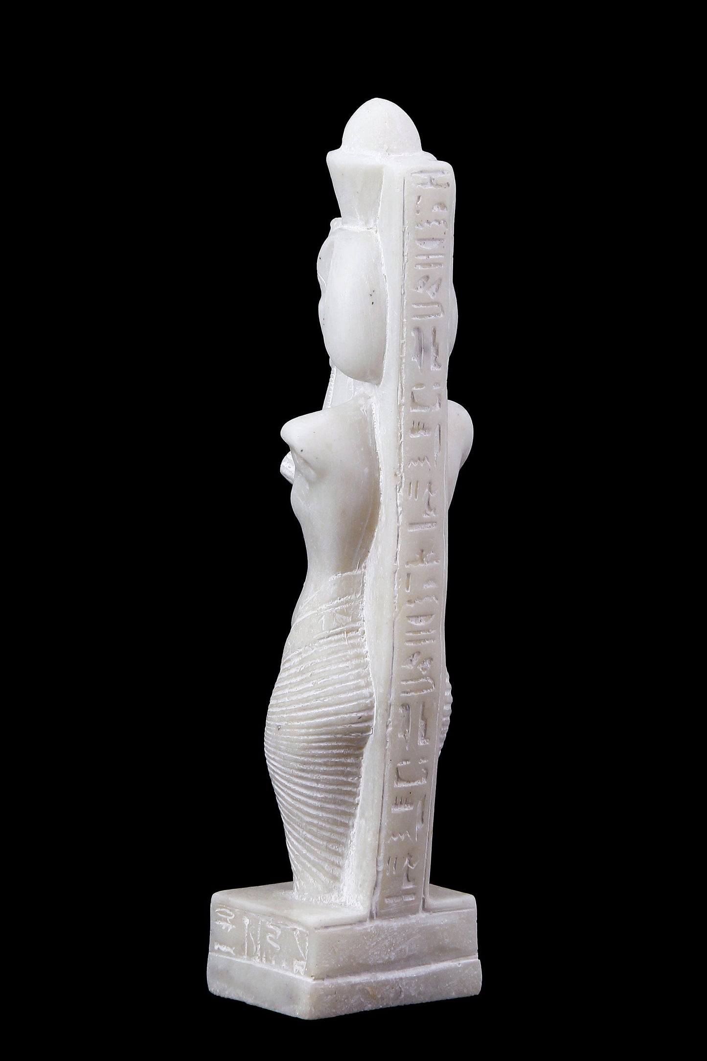 Ancient Egyptian statue of king Akhenaten (Amenhotep IV) (about 1351-1334 BC) King of the 18th dynasty - Made in Egypt