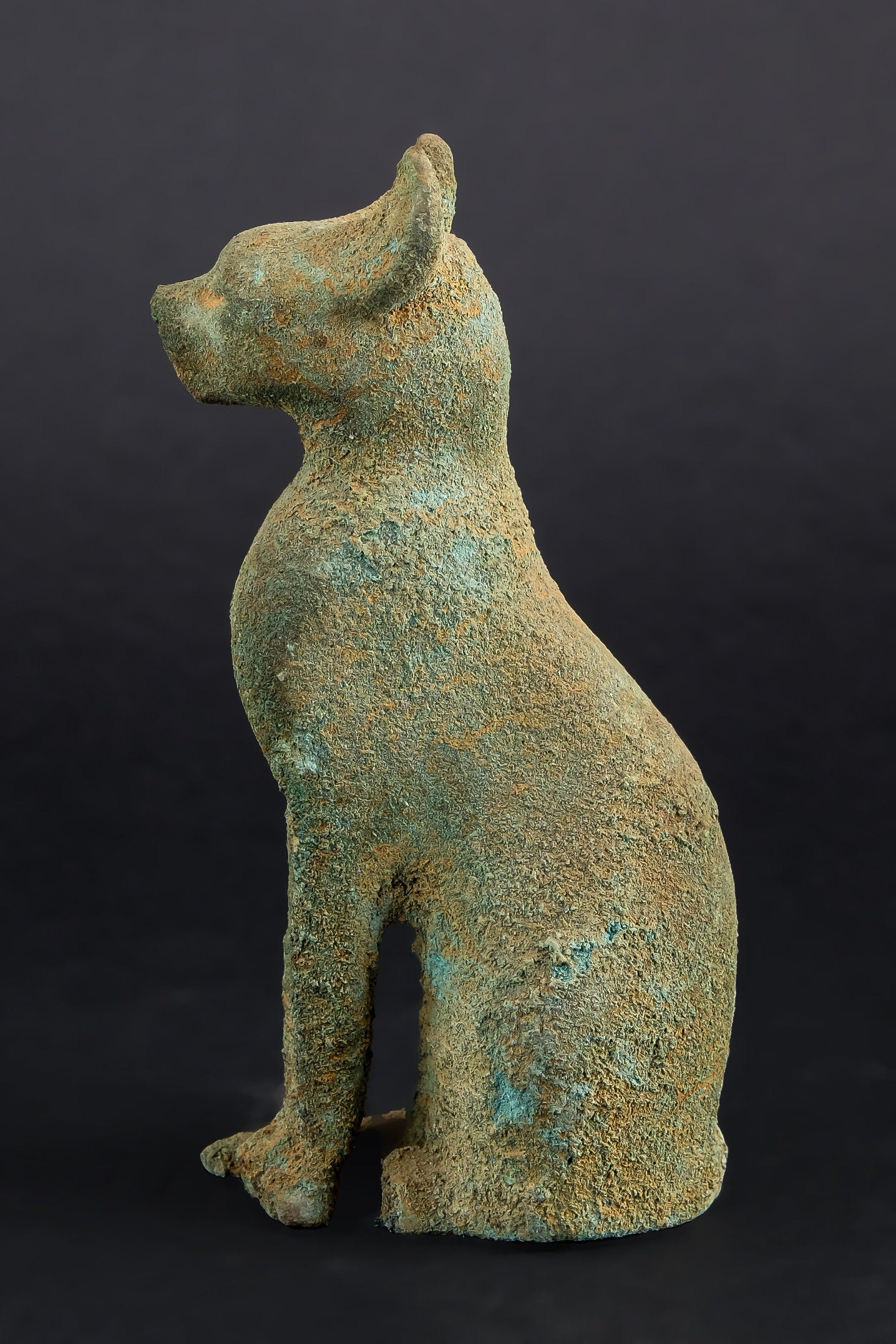 Ancient Egyptian statue of Bastet cat made of Bronze-Hand carved - made in Egypt