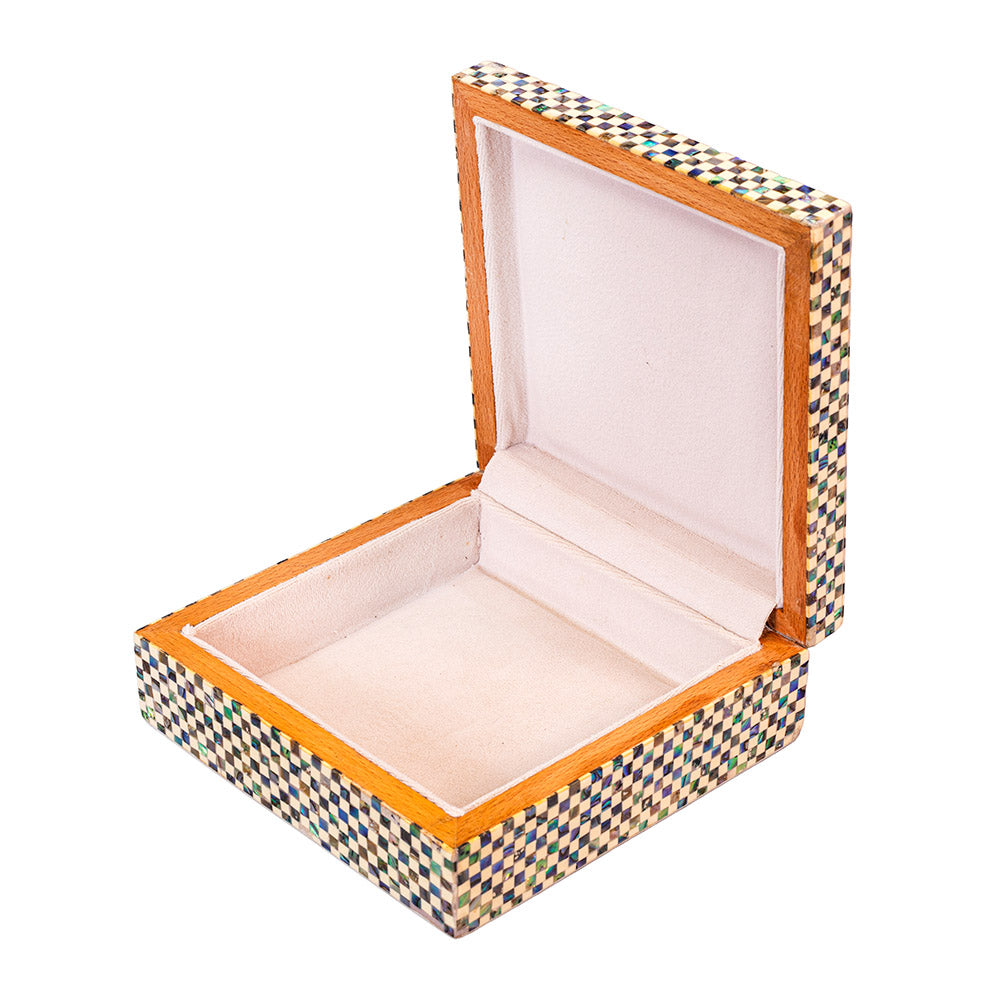 Egyptian jewelry box inlaid with mother of pearl