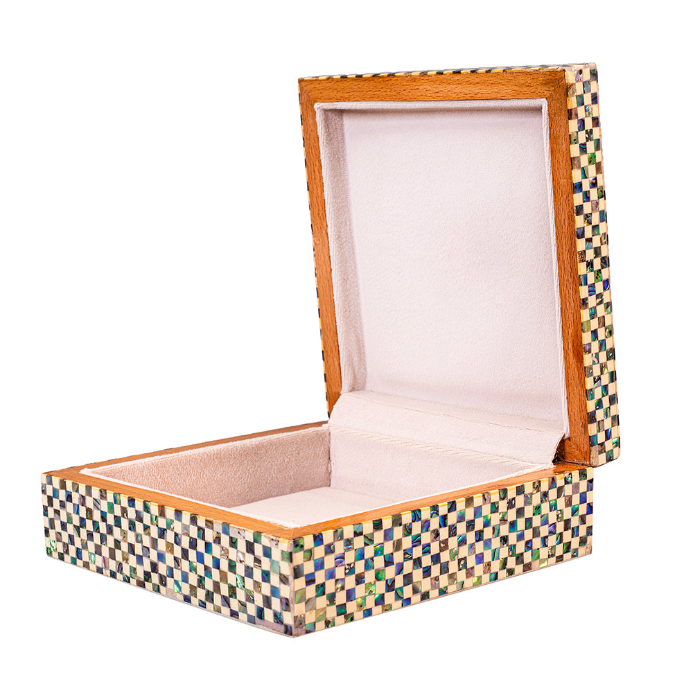 Egyptian jewelry box inlaid with mother of pearl