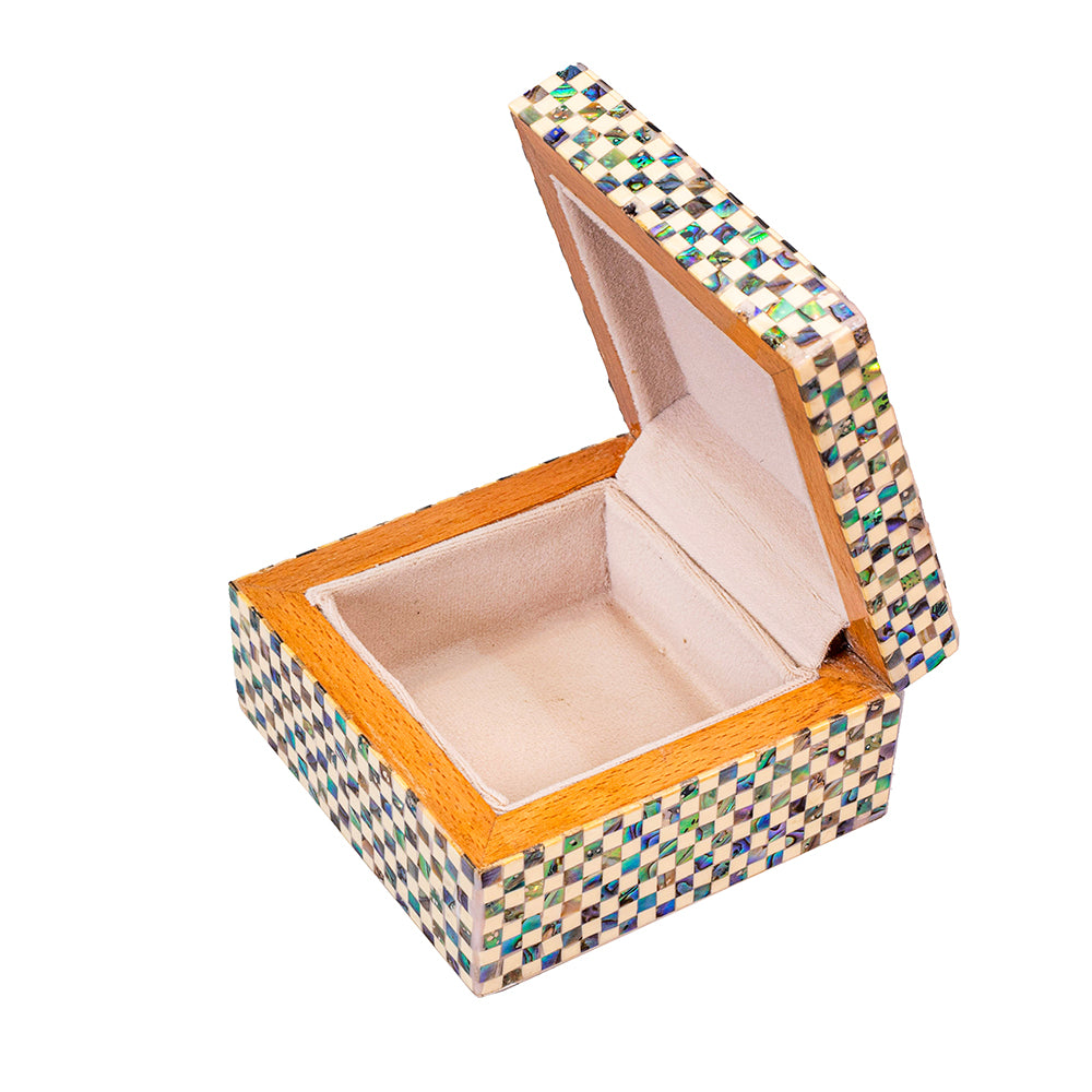 Egyptian jewelry box inlaid with mother of pearl