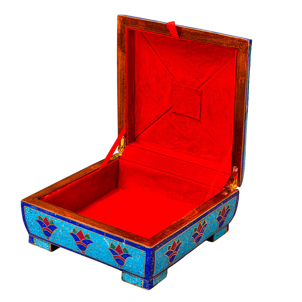 Egyptian pharonic jewelry box inlaid with jemstones lapis lazuli,turquoise,coral,Malachite,blue mother of pearl and brass made in egypt