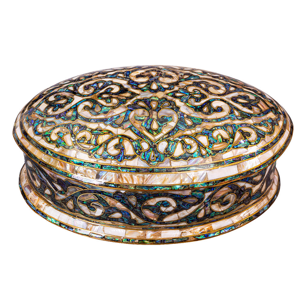 Egyptian jewelry box inlaid with mother of pearl and Brass