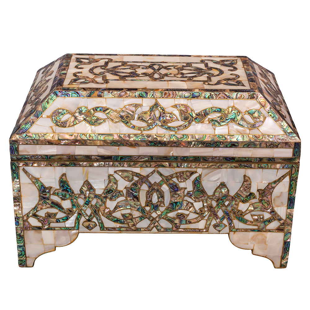 Egyptian jewelry box inlaid with mother of pearl and Brass