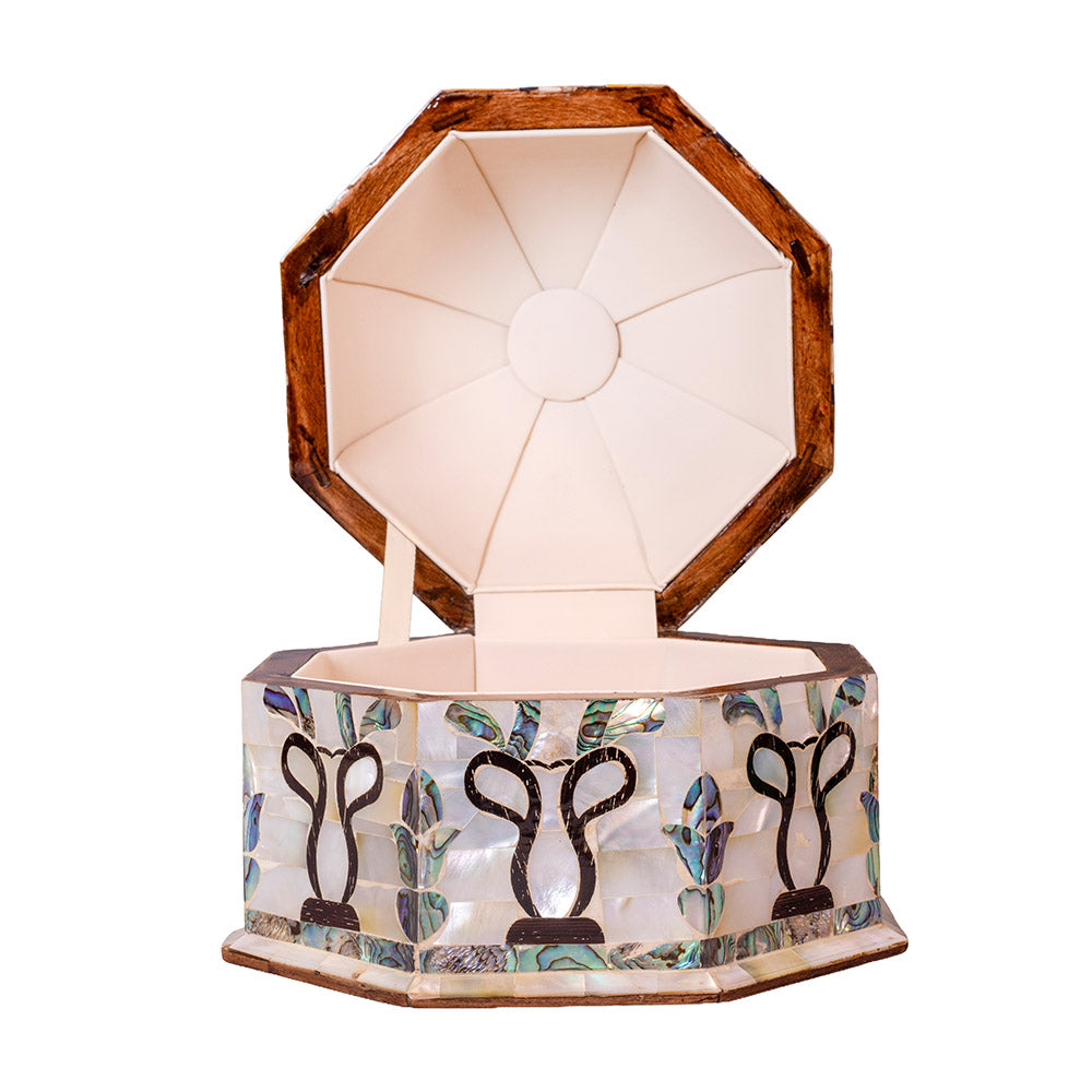 Egyptian jewelry box inlaid with mother of pearl and Brass