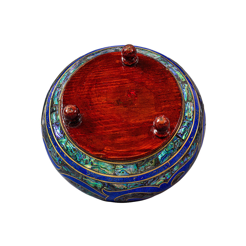 Egyptian jewelry box inlaid with jemstones lapis lazuli, blue mother of pearl  and brass made in egypt
