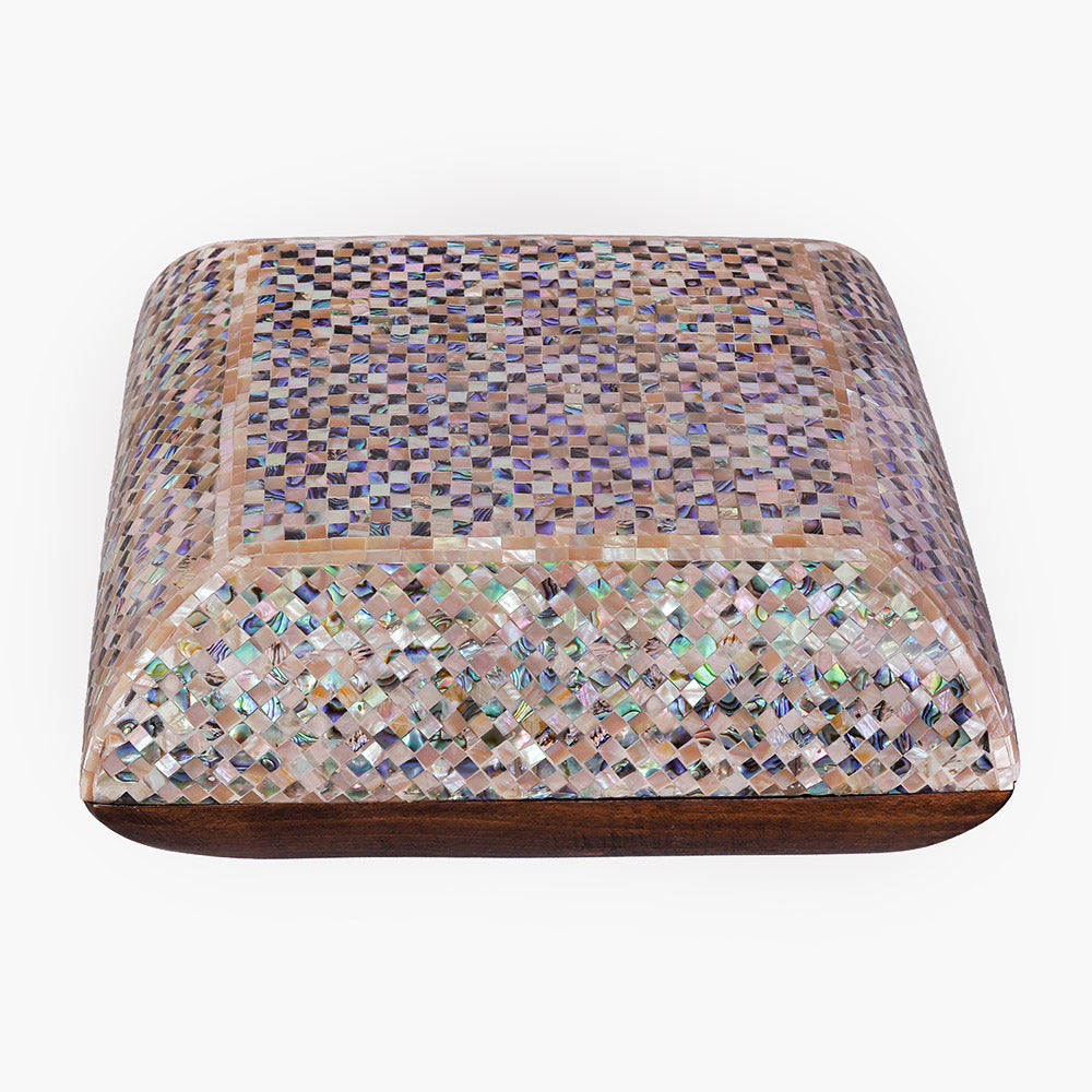 Egyptian jewelry box inlaid with mother of pearl