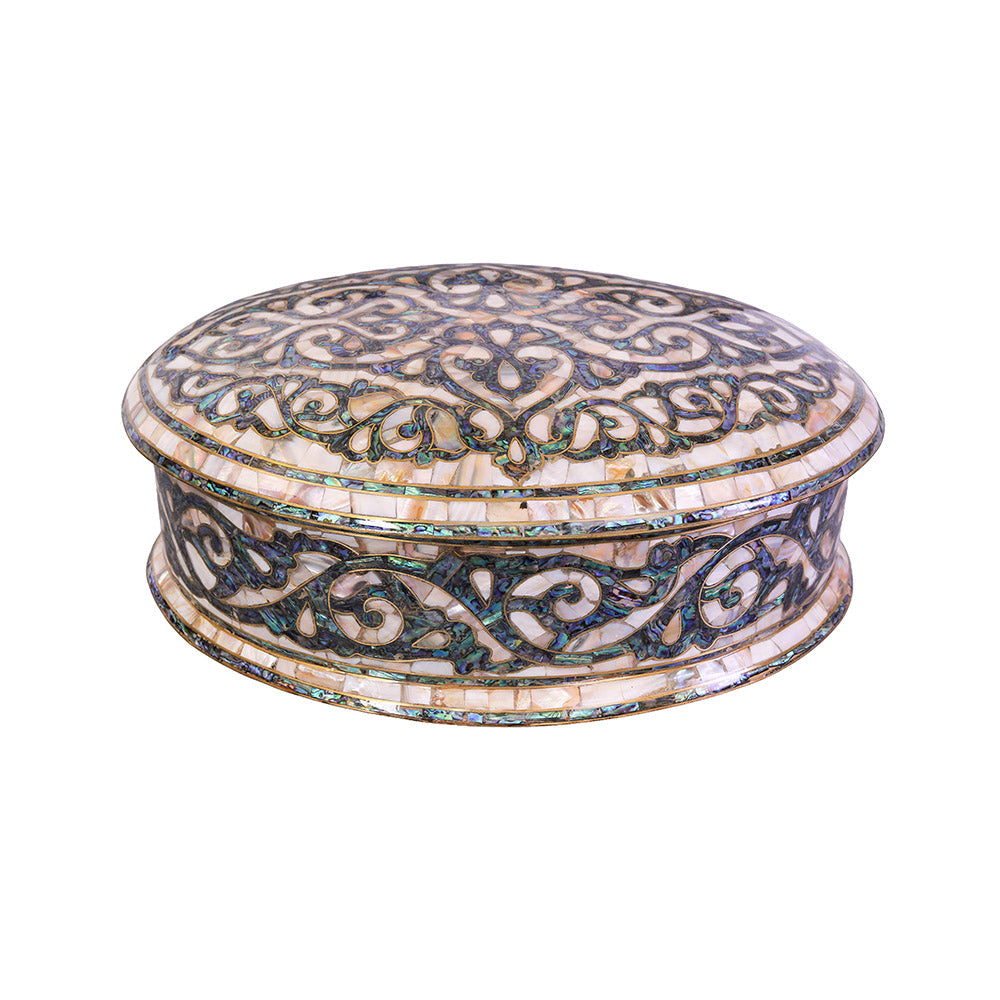 Egyptian jewelry box inlaid with mother of pearl and Brass