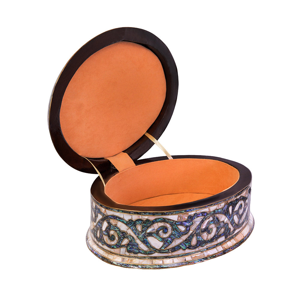 Egyptian jewelry box inlaid with mother of pearl and Brass