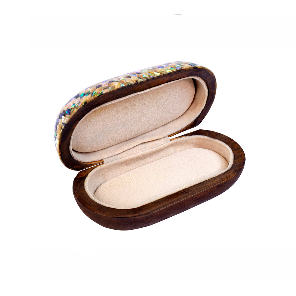 Egyptian jewelry box inlaid with mother of pearl