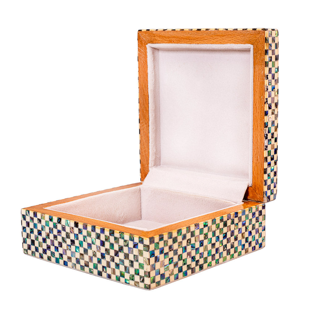 Egyptian jewelry box inlaid with mother of pearl