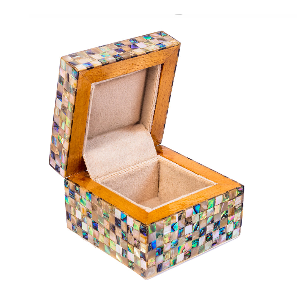 Egyptian jewelry box inlaid with mother of pearl
