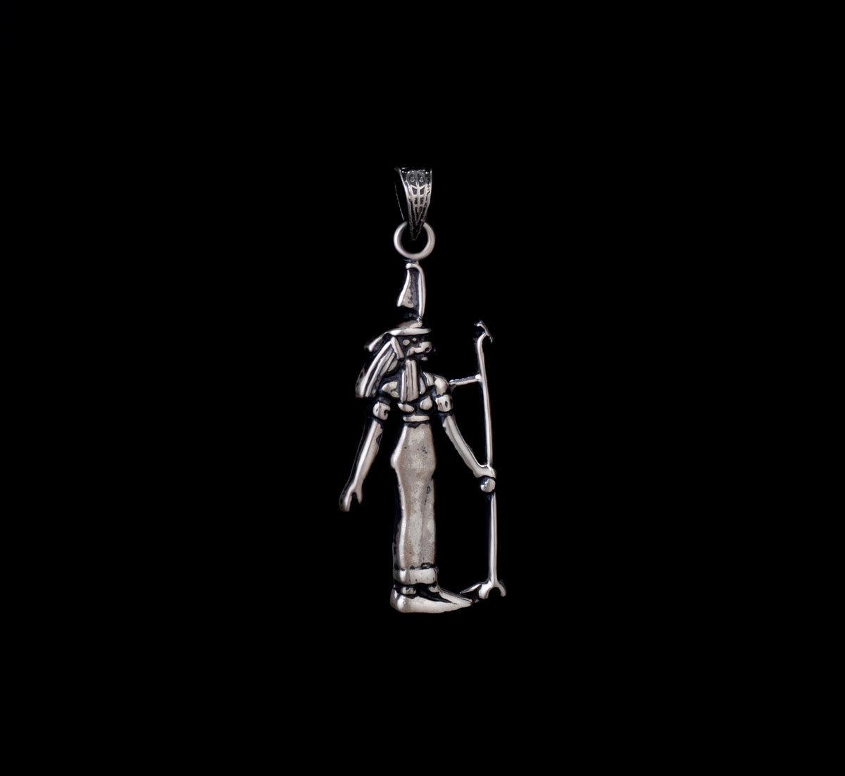 Exquisite 925 Sterling Silver Ma'at Goddess Pendant with Matching ChainEmbrace ancient wisdom and divine balance with this stunning Egyptian-inspired jewelry piece