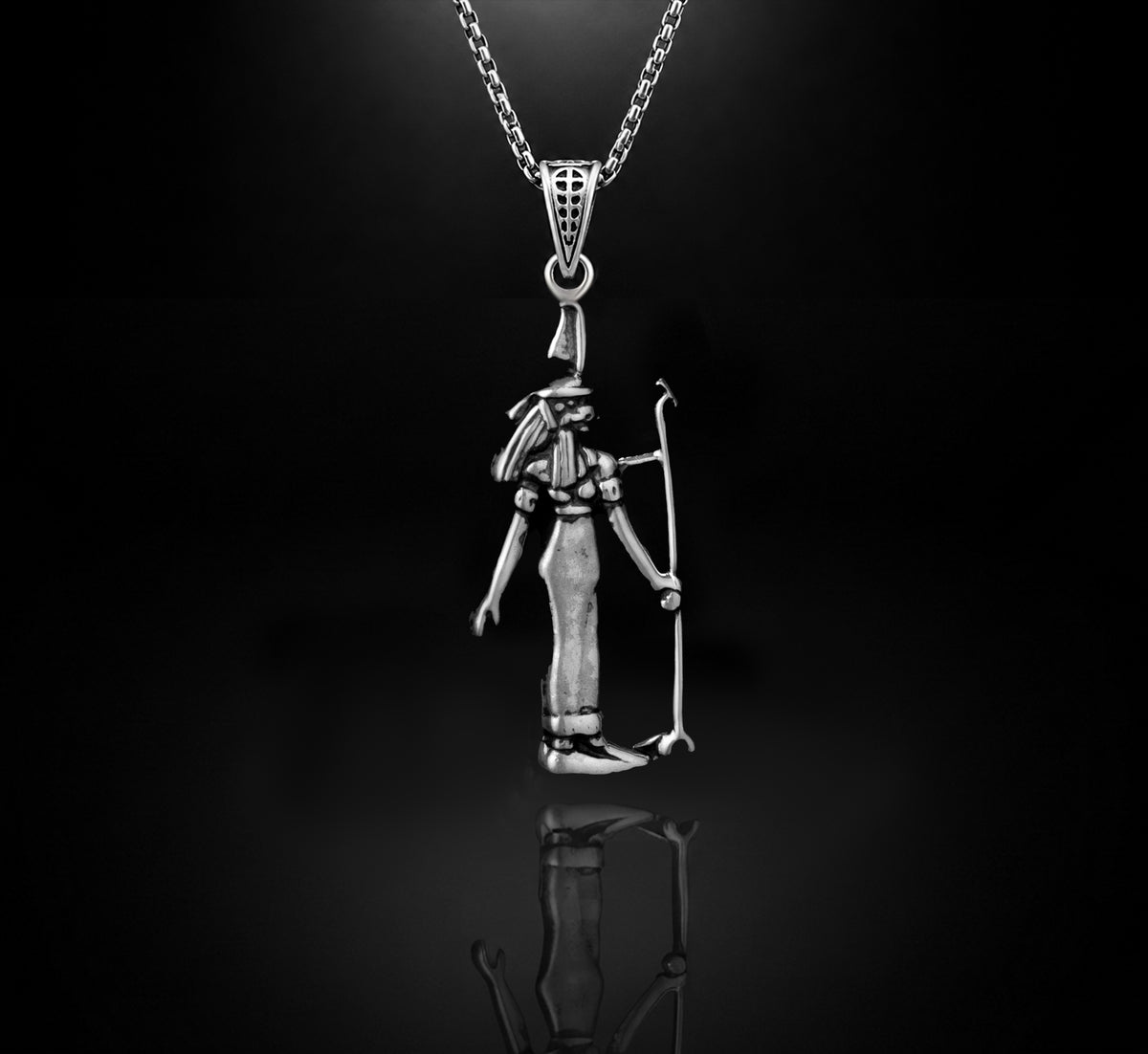 Exquisite 925 Sterling Silver Ma'at Goddess Pendant with Matching ChainEmbrace ancient wisdom and divine balance with this stunning Egyptian-inspired jewelry piece