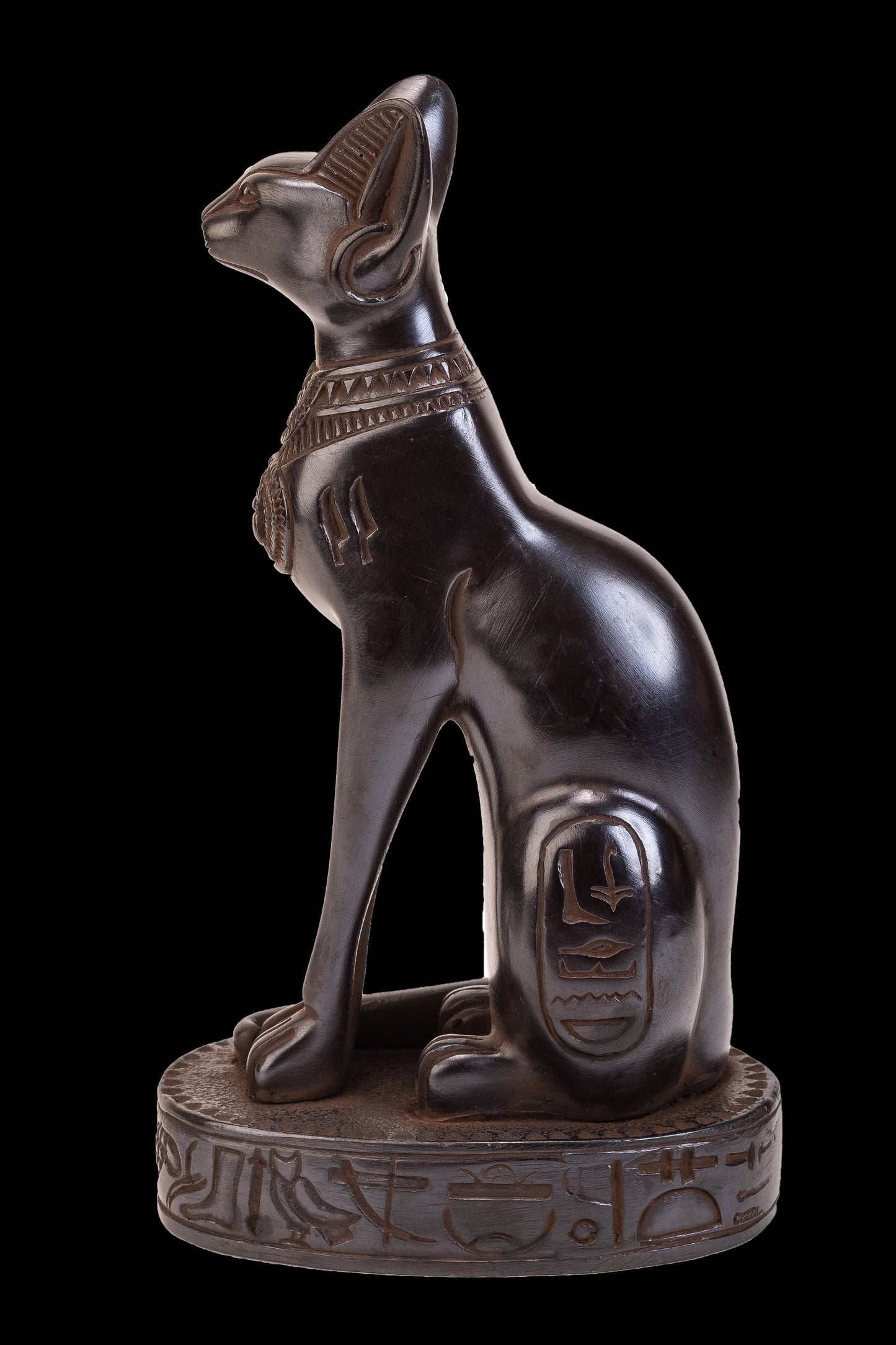 Statue of Egyptian cat bastet made of polystone