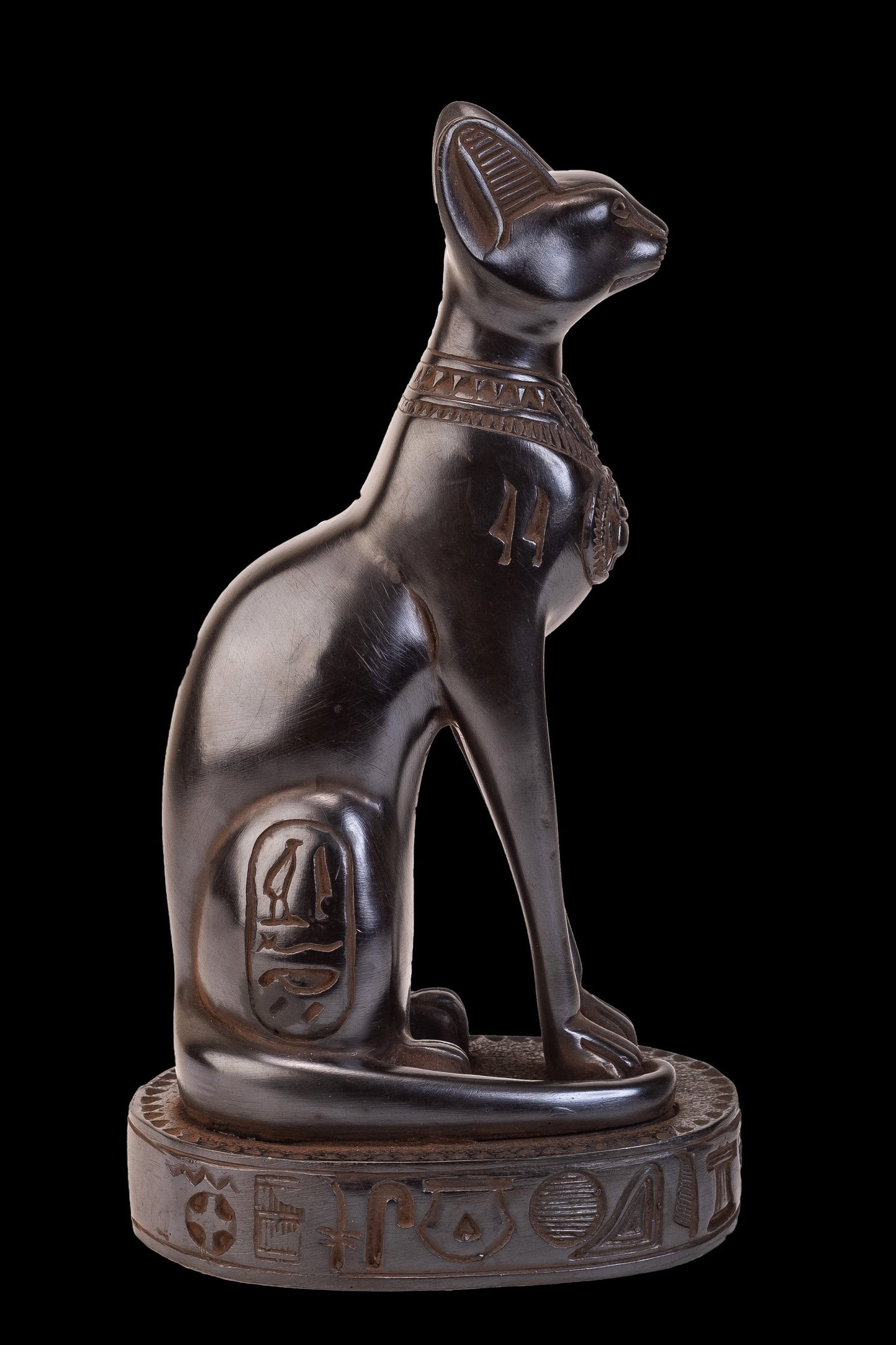 Statue of Egyptian cat bastet made of polystone