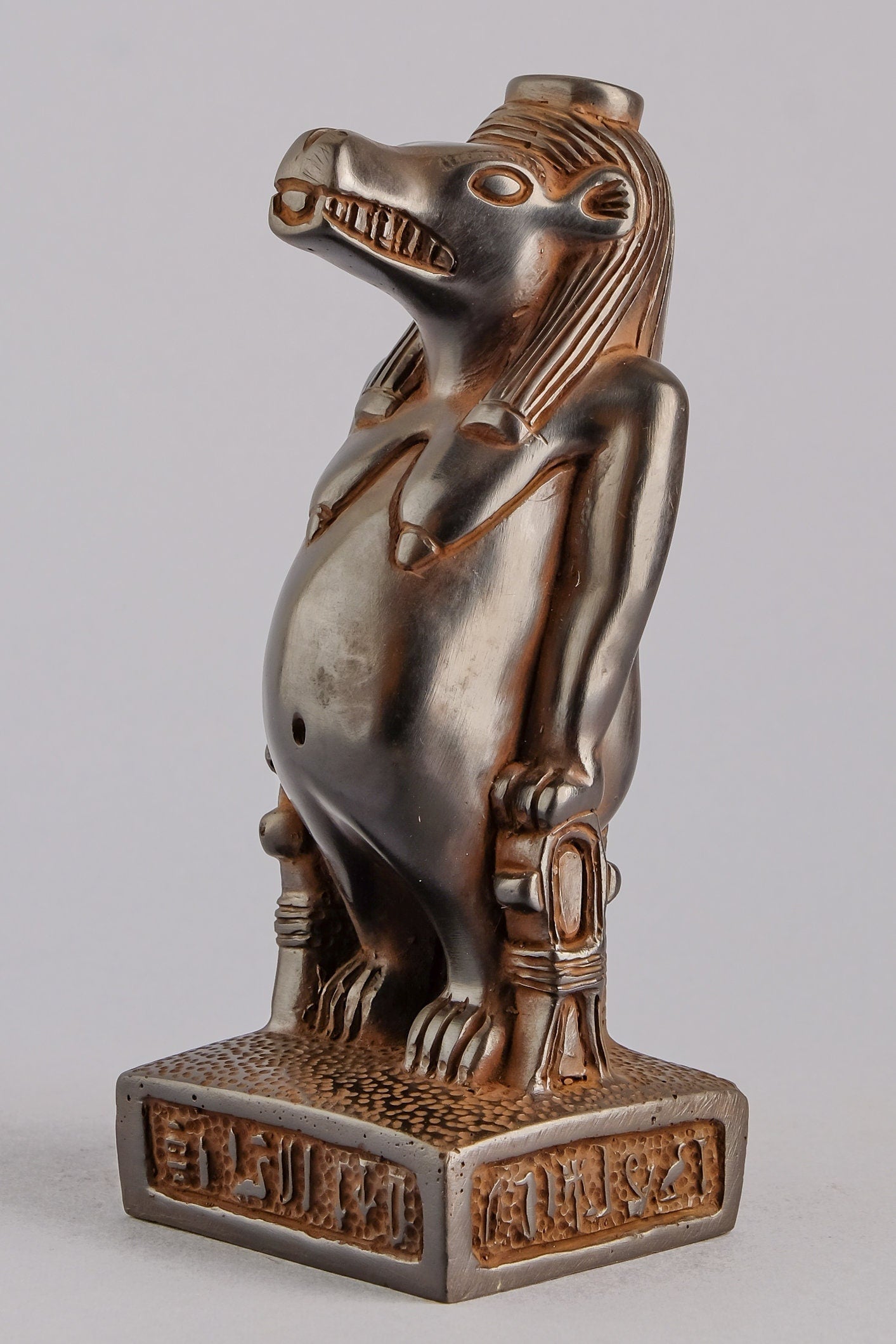 Ancient Egyptian statue of Taweret (Taueret, Taurt, Apet, Opet) The Gret Femal- was the ancient Egyptian goddess of maternity made in Egypt