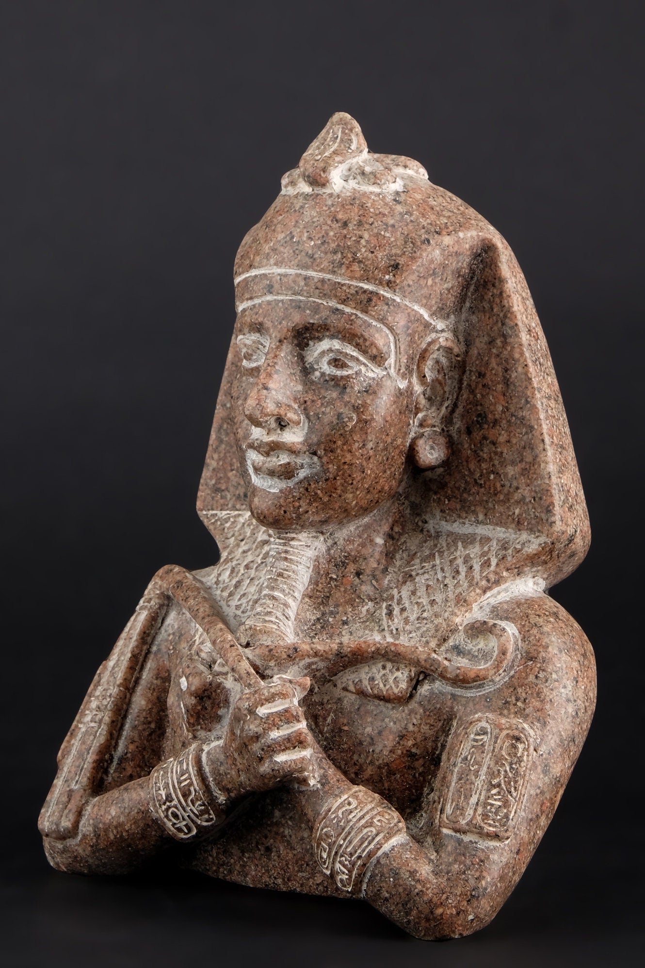 Rare Bust of king Akhenaten (Amenhotep IV) (about 1351-1334 BC) King of the 18th dynasty - Granite stone made in Egypt.