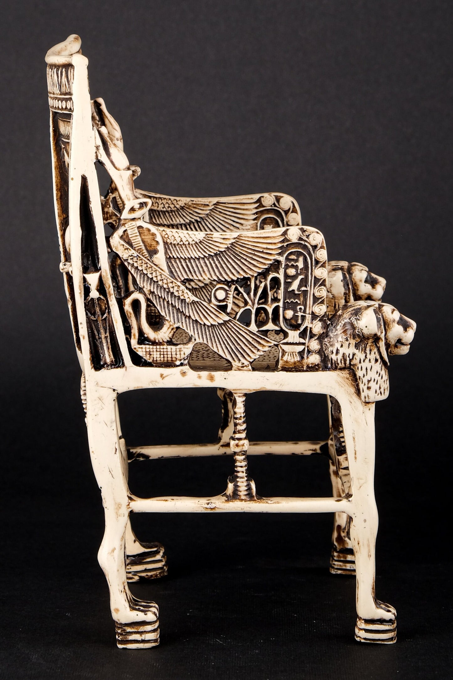 Gorgeous king Tutankhamun Throne - Handmade from limestone - Replica - handmade - made in Egypt