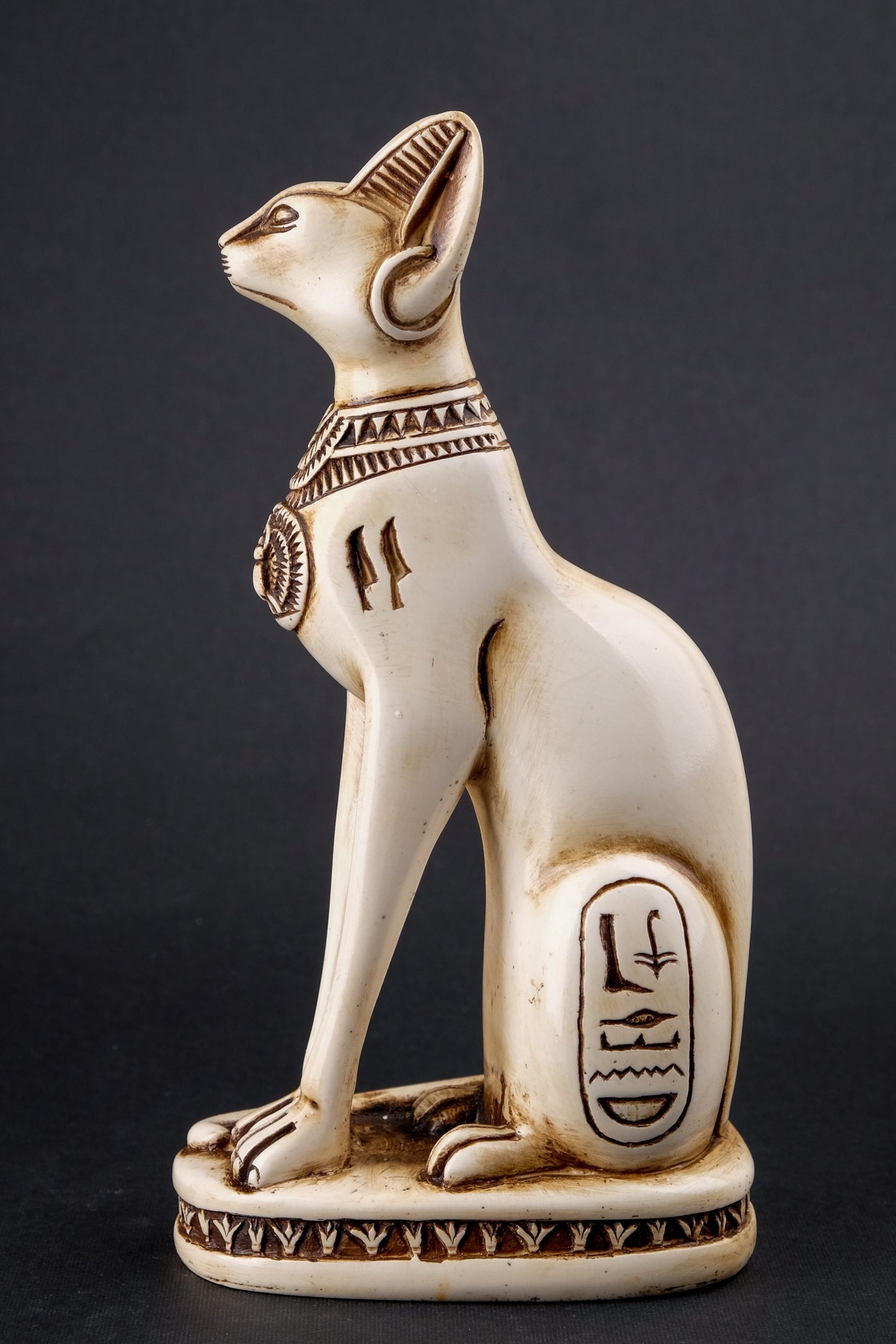 Unique Egyptian statue goddess cat Bastet Polystone Sculpture with front Scarab made in Egypt