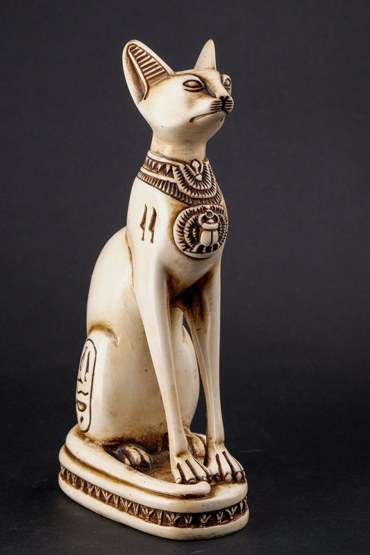 Unique Egyptian statue goddess cat Bastet Polystone Sculpture with front Scarab made in Egypt