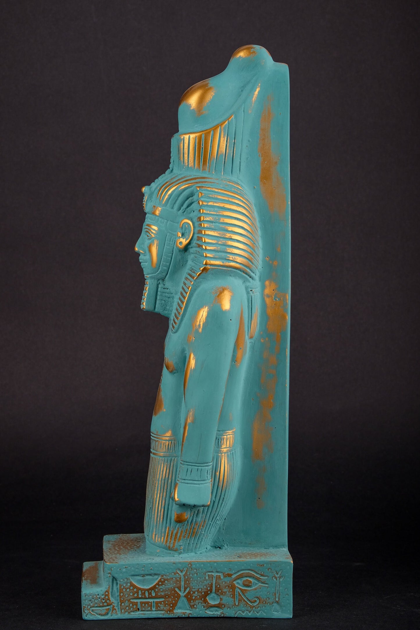 Unique statue of Egyptian Art pharaoh king Ramesses II, heavy stone Sculpture green statue hand painted made in Egypt