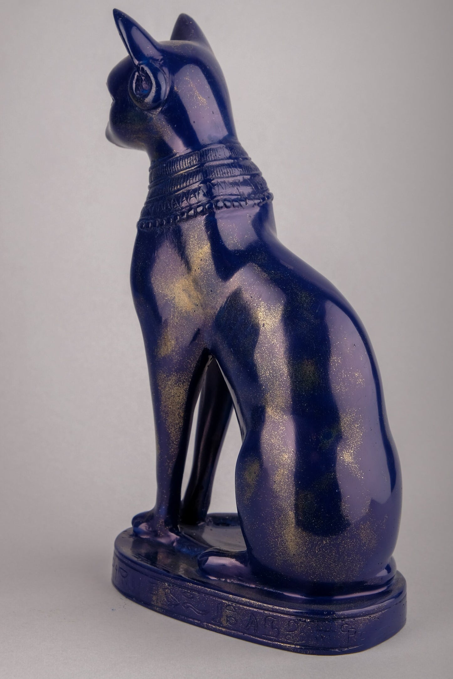 Hand-carved Bastet goddess statue - home decor cat - pharaonic Cat- Egyptian Bastet