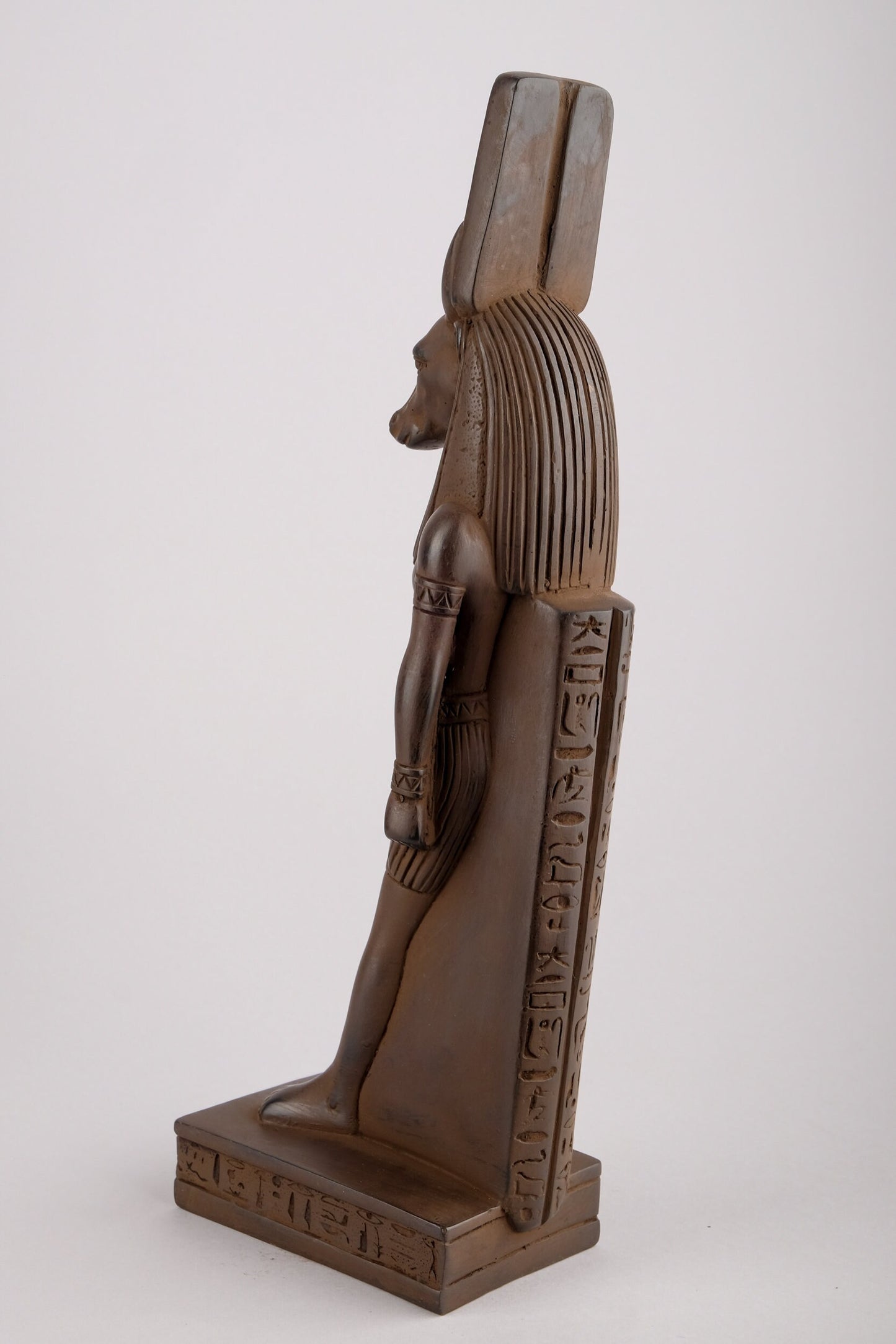 Statue Montu god of War lord of Medamud, depicted with a bull’s head. Large Matt finish made in Egypt