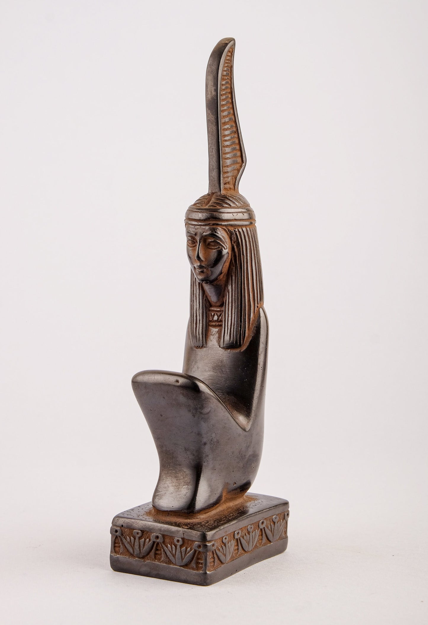 Unique ancient Egyptian statue Maat Goddess of Balance and Truth black Figurine handmade Egyptian art Altar statue made in Egypt